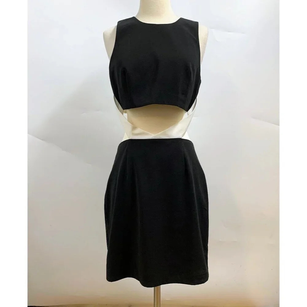 NBD X The Naven Twins Women's Lifestyle‎ Waist Cut Out ZIpper Back Dress Size M
